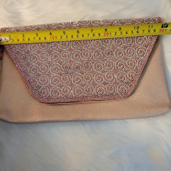 Elegant Pink Beaded Clutch - Picture 5 of 6
